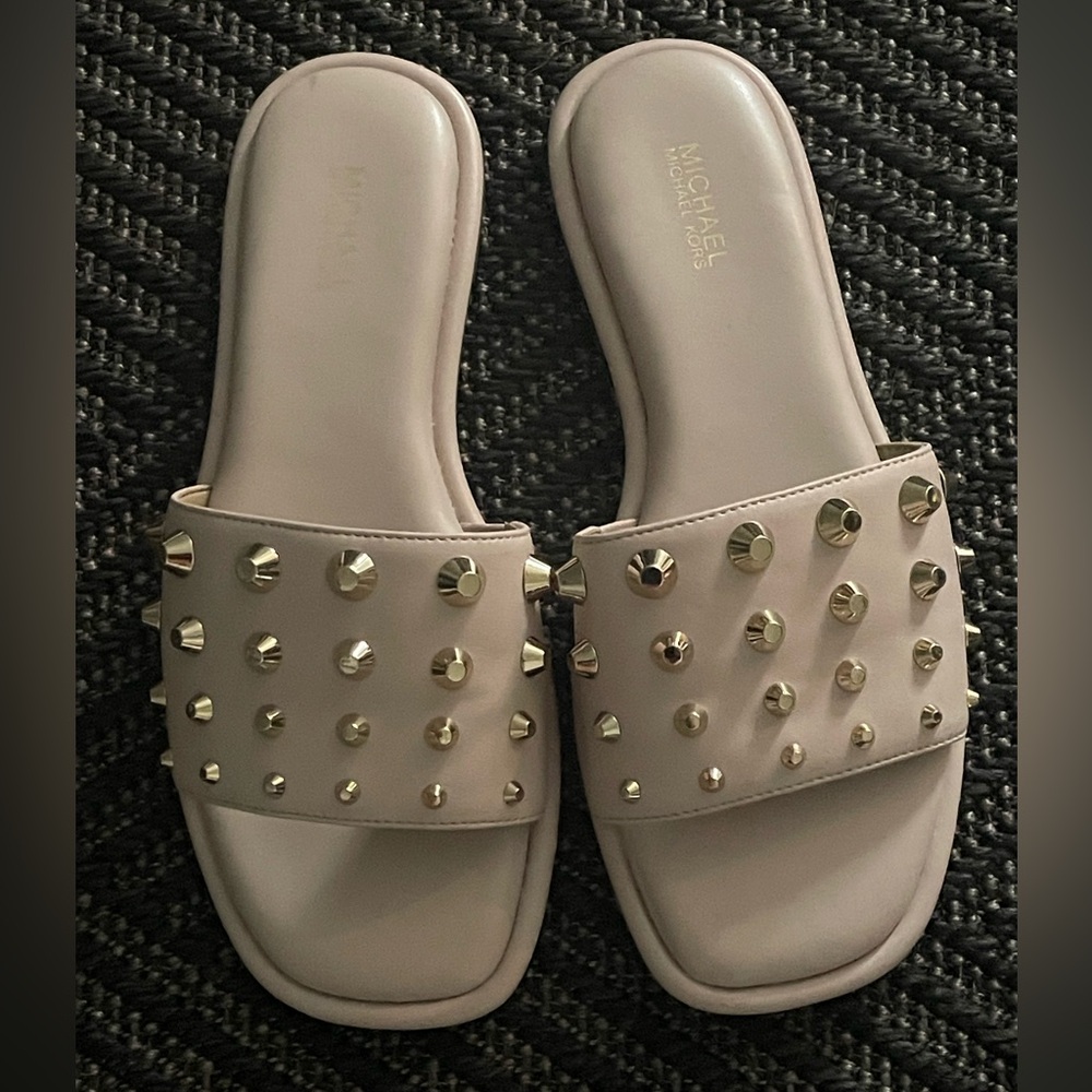 Michael Kors slides size 7